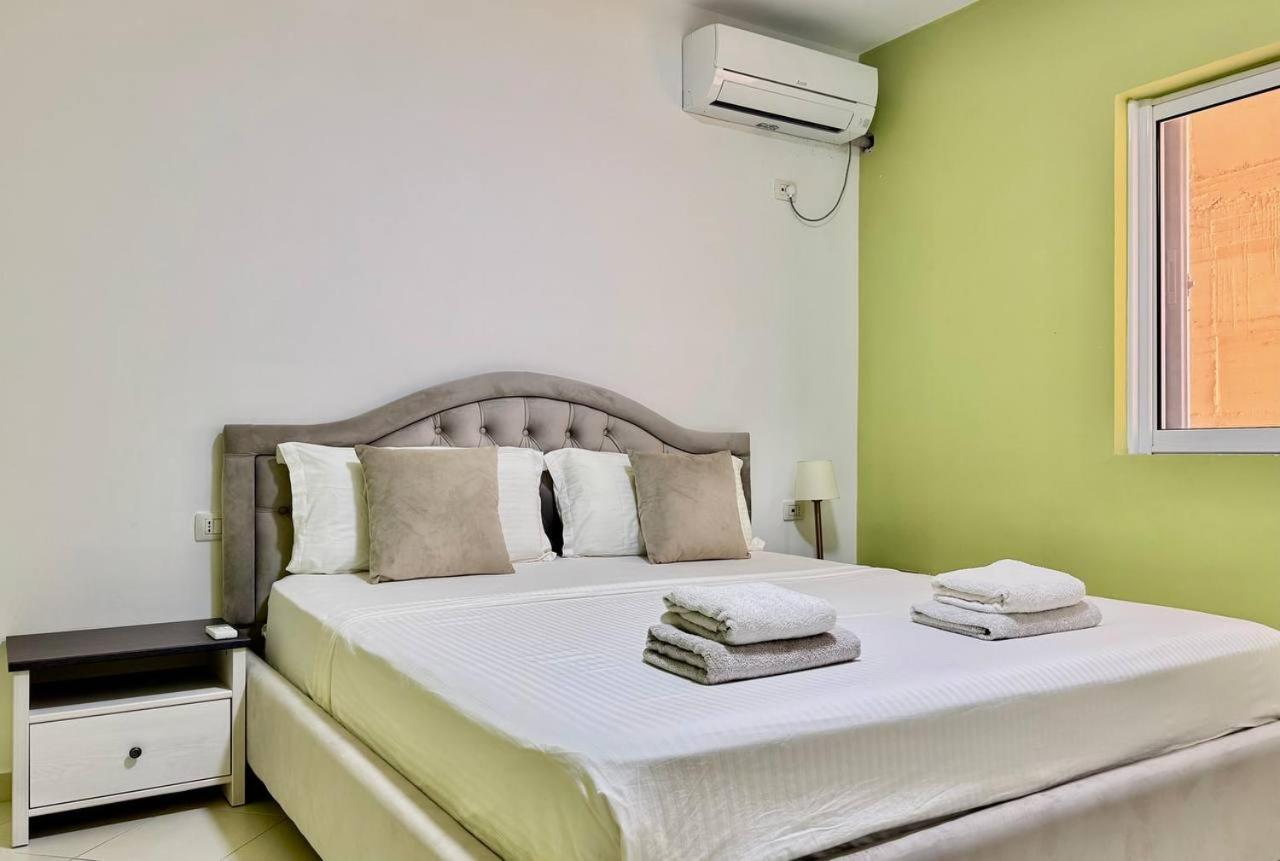 Colorful Sea View Apartment Saranda Zewnętrze zdjęcie